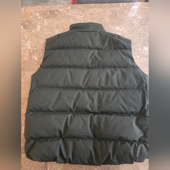 Men's Lululemon Wunder Puff Vest Army Green Size Xl - Picture 2 of 6